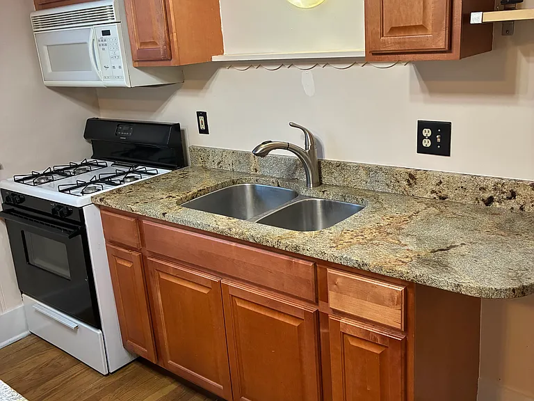 21 N Cass Ave #1 — Photo 6