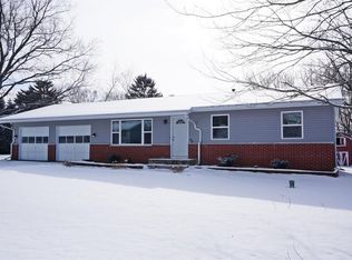 2304 Linda Rd, Valparaiso, IN 46383