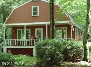 161 Stone Chair Trl, Greentown, PA 18426