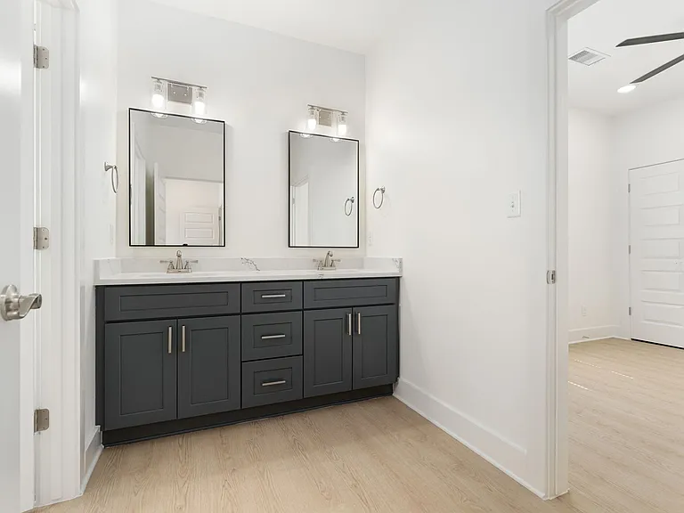 2713 SW Shackelton Ave #1 — Photo 74