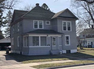 134 Harrison St, Neenah, WI 54956