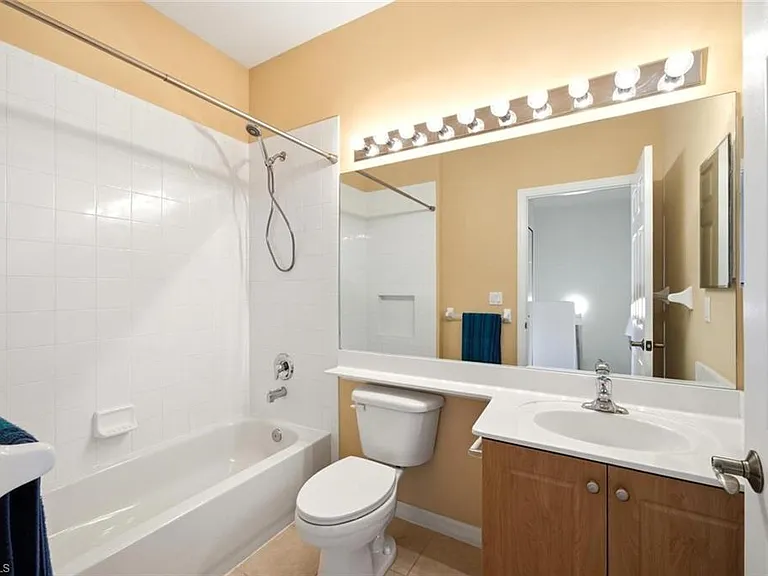 7631 Bristol Cir — Photo 25