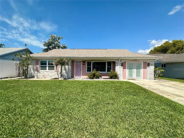 3217 Rock Valley Dr, Holiday, FL 34691