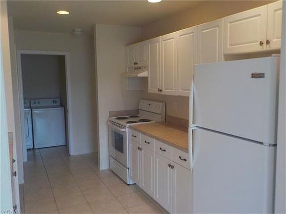 3rd image of 1141 Emory St E