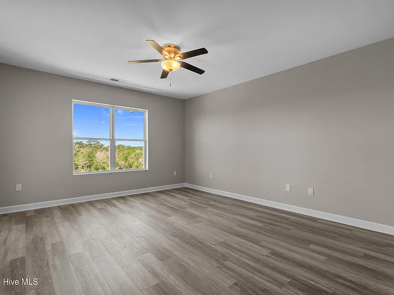 2272 Dolphin Shores Dr SW #402 — Photo 9