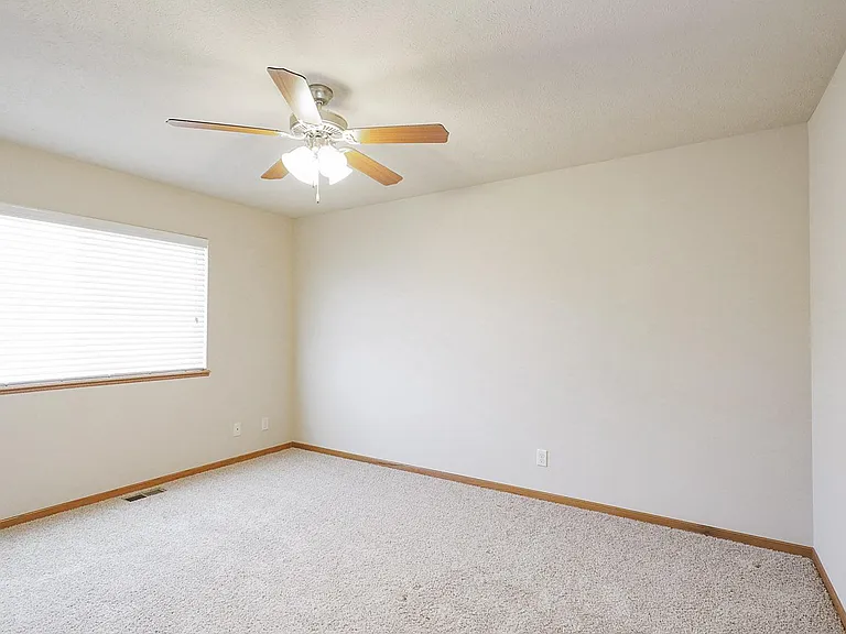 6148 Oakley St — Photo 21