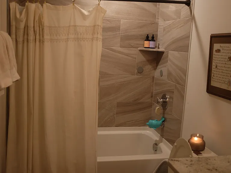 622B Annex Ave #B — Photo 28