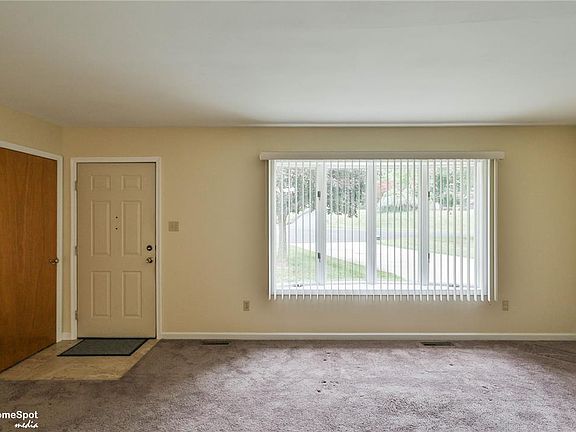 4th image of 4354 Fieldstone Ct