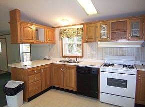 Clean Kitchen with dishwasher