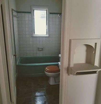 4th image of 3554 Forrest Ave