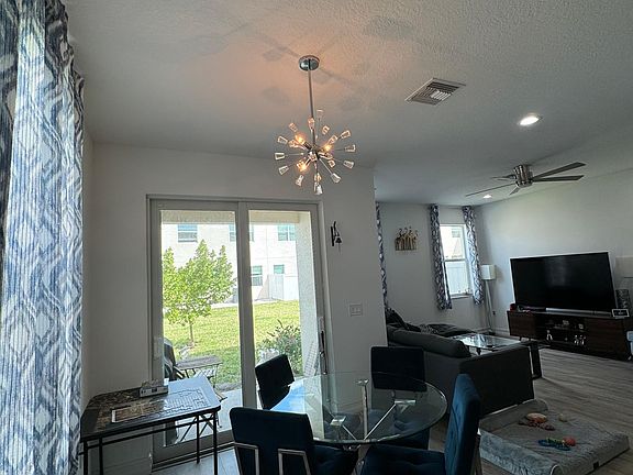 4th image of 1800 Noel Pl Unit 106