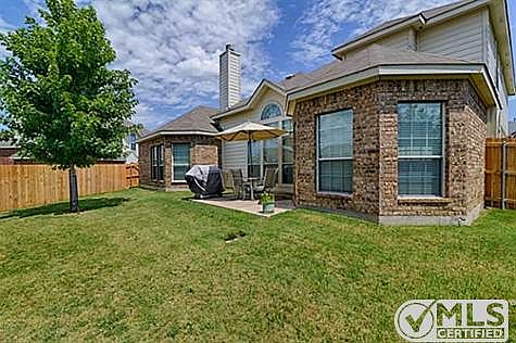 5th image of 2807 Bainbridge Trl