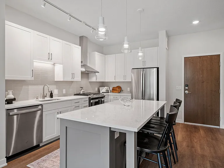 Sullivan - 2 Bed / 2 Bath - 1,199-1,211 Sq.Ft.