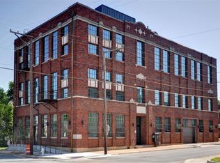 1329 College Ave #230, Fort Worth, TX 76104