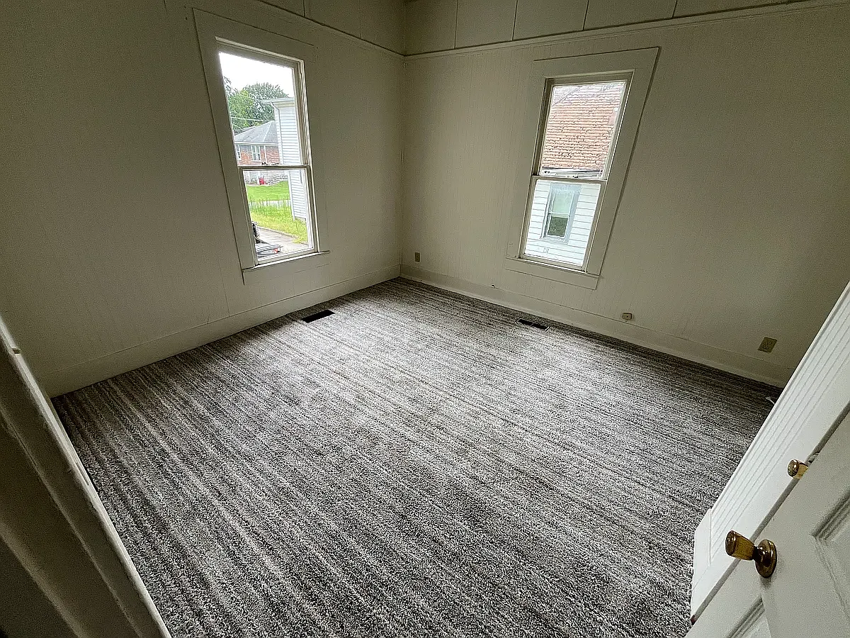 2 bed, 1250 sqft, $975 — Photo 3