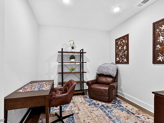 4th image of 1 Vanderbilt Blvd BLDG 1 #303