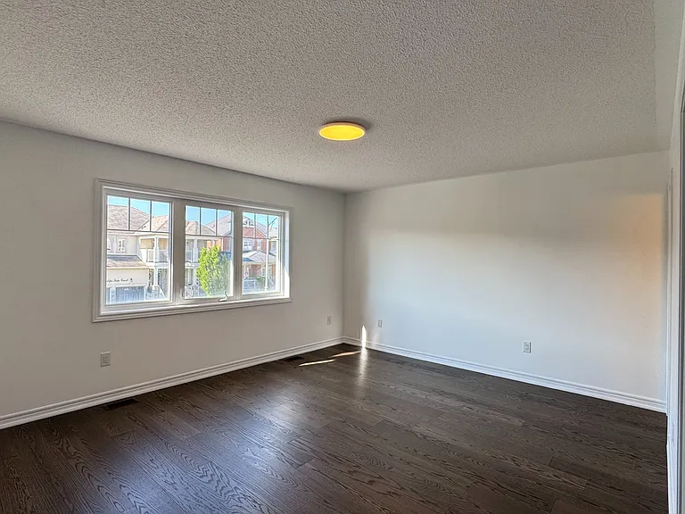 32 Philips Lake Ct — Photo 25