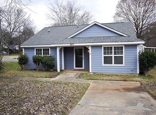 8831 Idlewild Rd, Charlotte, NC 28227