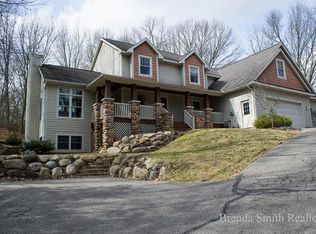 4999 Hunsberger Ave NE, Grand Rapids, MI 49525