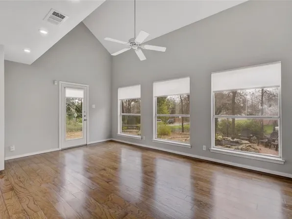 1300 Summit St, Austin, TX 78741