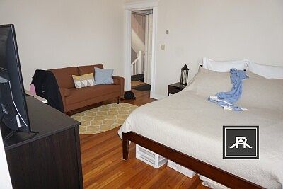 4th image of 1643 Commonwealth Ave #8A