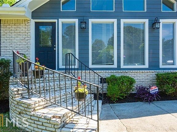 2nd image of 3436 Palisade Ct