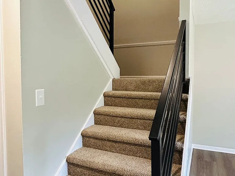 513 Toombs St — Photo 12