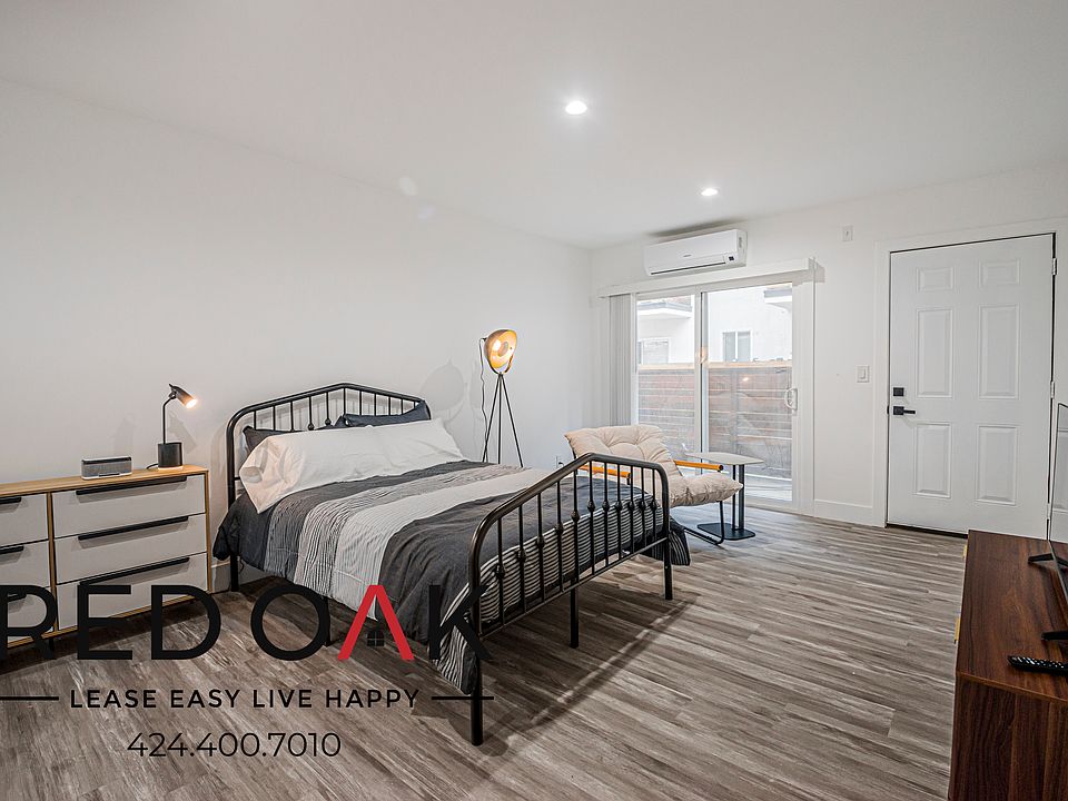 1st image of 1346 N Fuller Ave #3