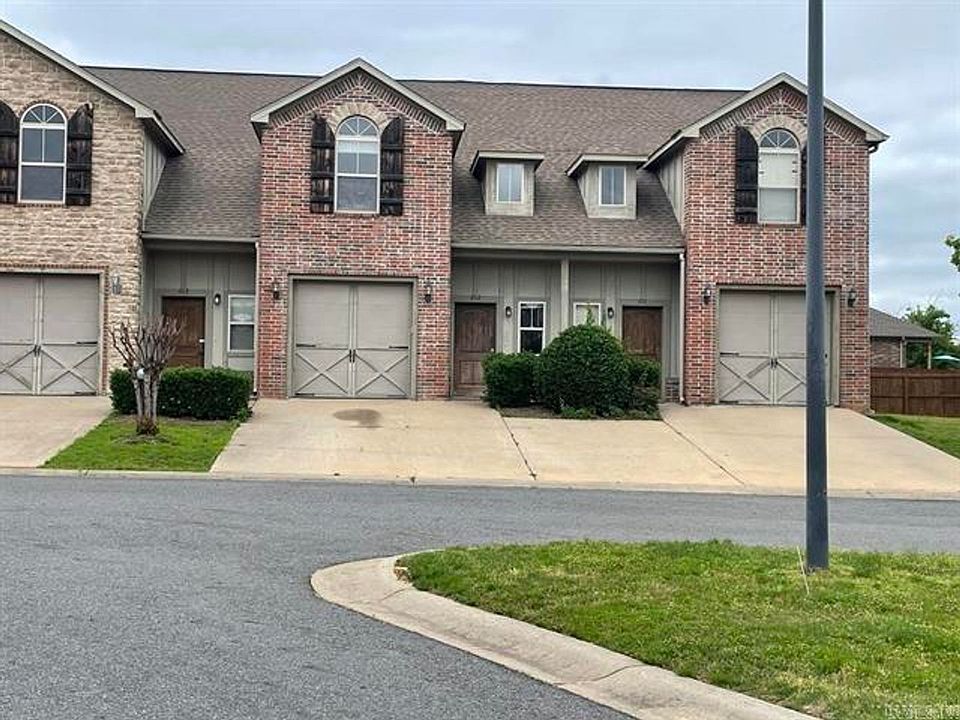 1st image of 602 Tuscany Cir