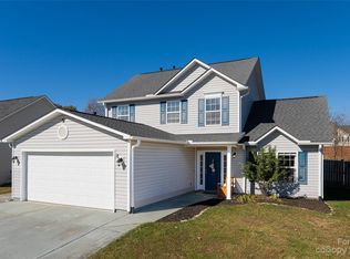 30 Black River Rd, Fletcher, NC 28732