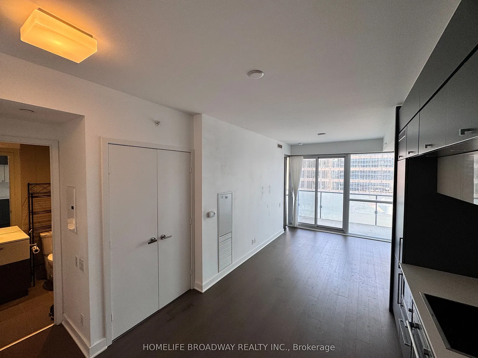 Karma Condominiums — Photo 4