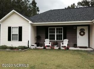 263 Folkstone Rd, Holly Ridge, NC 28445