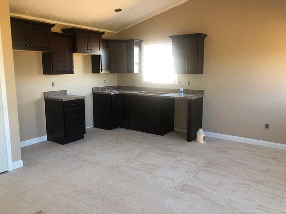 4th image of 165 Spokane Ct