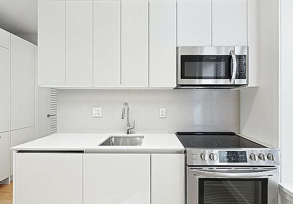 4th image of 95 Linden Blvd #A35