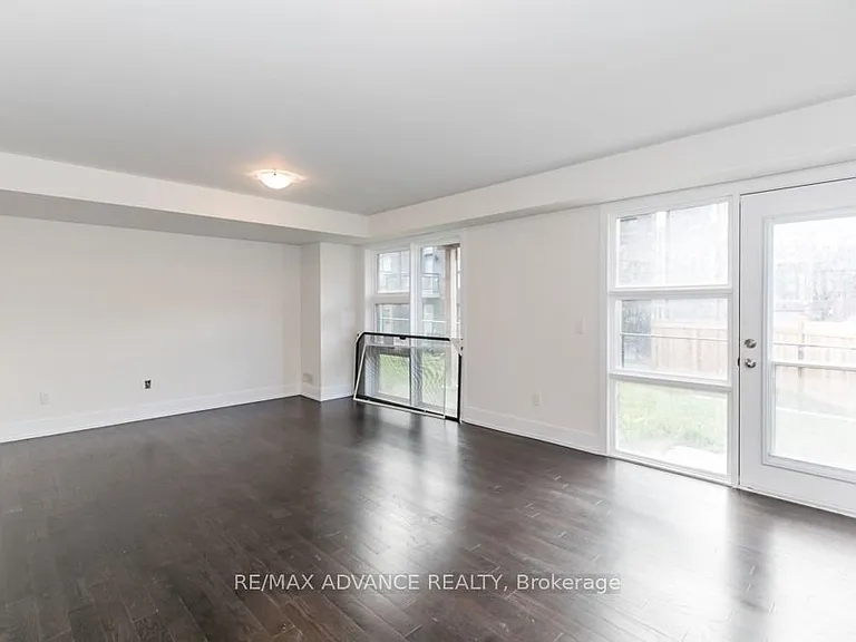 12 Cambray Rd — Photo 18