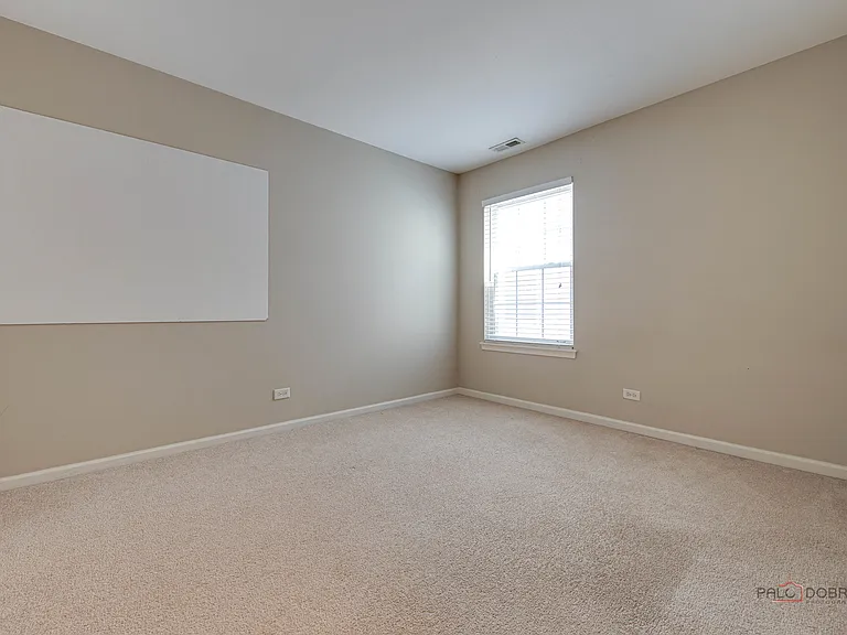 2487 Dickens Dr — Photo 15