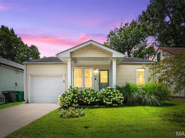 216 Monica Dr, Saint Louis, MO 63127