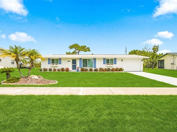 415 Briarwood Rd, Venice, FL 34293