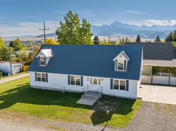 1027 W Summit St, Livingston, MT 59047