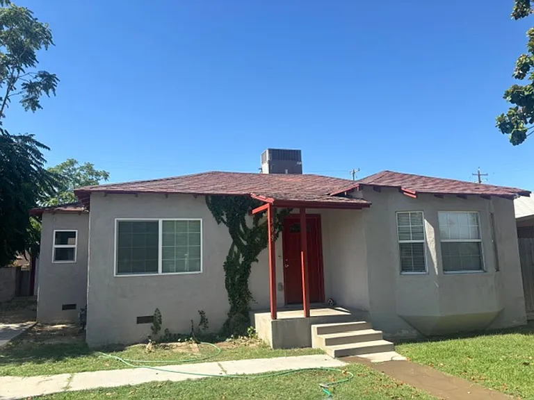 309 Lloyd St — Photo 1