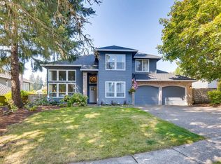 10789 SW Heron Cir, Beaverton, OR 97007