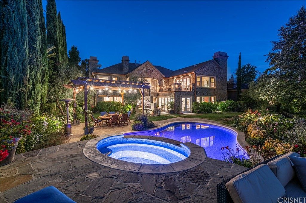 5925 Normandy Dr, Calabasas, CA 91302 Zillow
