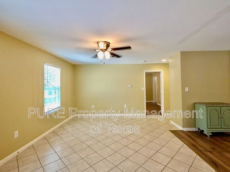 1623 Breezy Cv — Photo 3