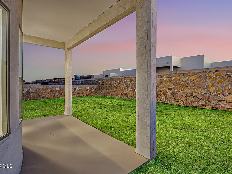 13808 Paseo Sereno Dr — Photo 49