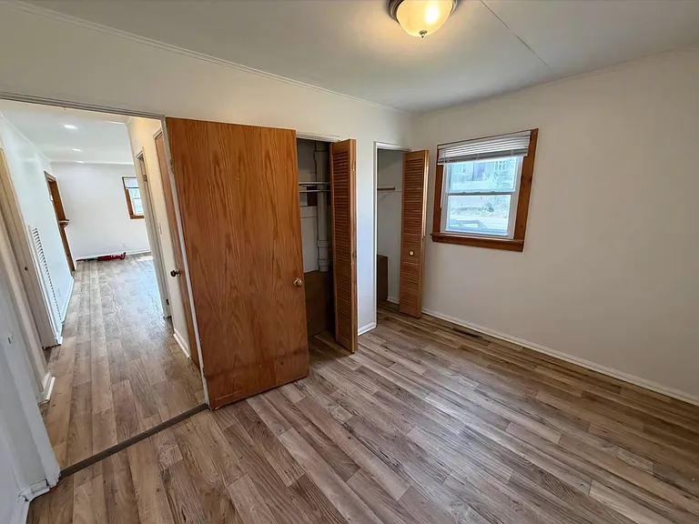 2147 Pennsylvania St — Photo 13
