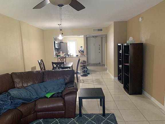 5th image of 4500 N Federal Hwy APT 111B