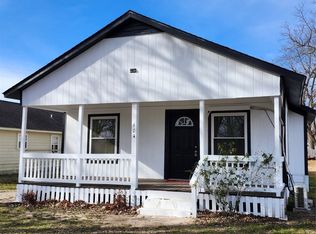 604 N Oak St, Checotah, OK 74426