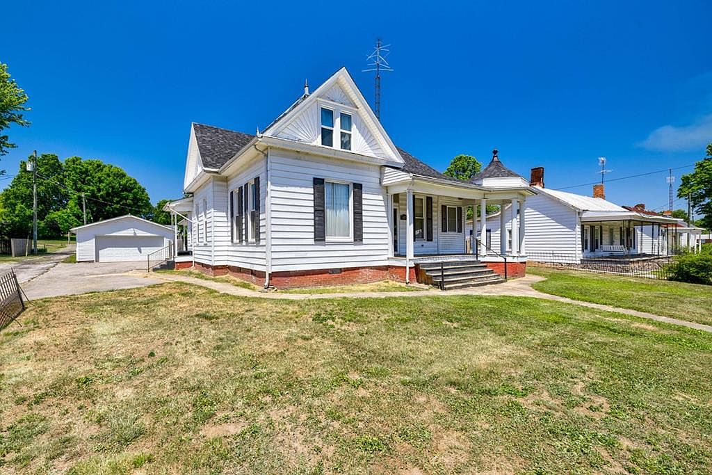 605 Main St, Calhoun, KY 42327 Zillow