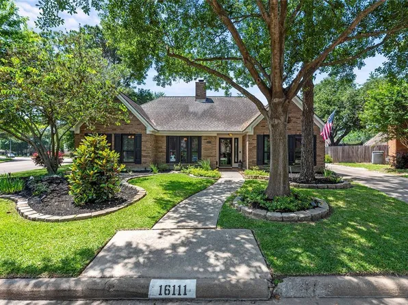 16111 Elm Point Ct, Houston, TX 77095