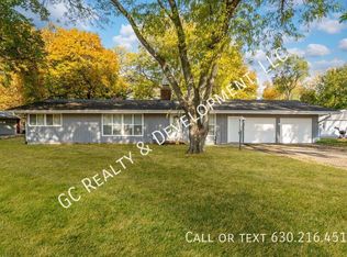 213 Elizabeth St, Yorkville, IL 60560